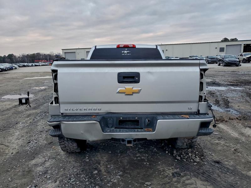 Photo 6 from auction – 2018 CHEVROLET SILVERADO with VIN 3GCUKREC4JG318879