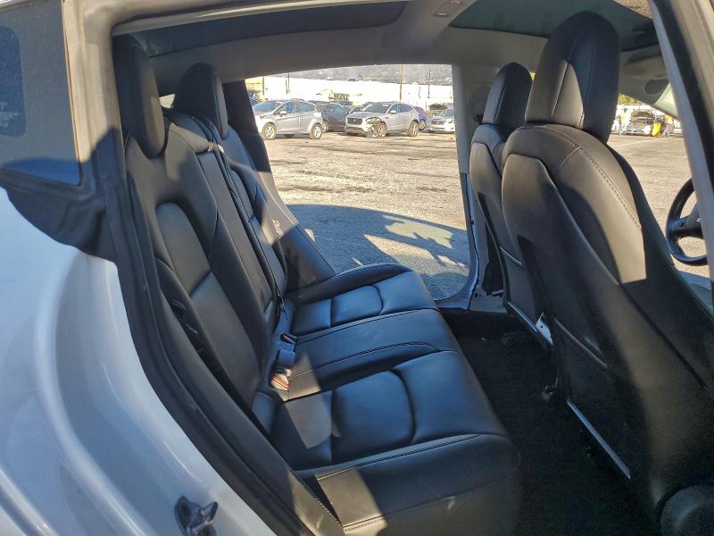 Photo 10 from auction – 2018 TESLA MODEL 3 with VIN 5YJ3E1EB3JF178888
