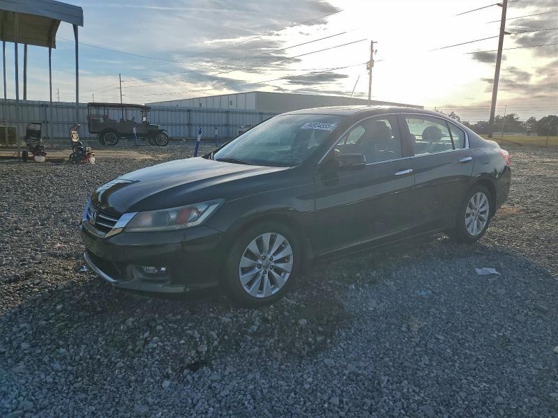 HONDA ACCORD EXL 2015 with VIN 1HGCR2F87FA223636 - Photo from auction