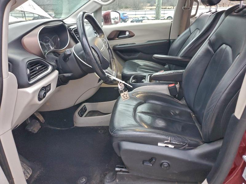 Photo 7 from auction – 2017 CHRYSLER PACIFICA T with VIN 2C4RC1BG2HR569397