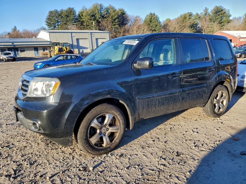 HONDA PILOT EXL 2015 with VIN 5FNYF4H51FB024987 - Photo from auction
