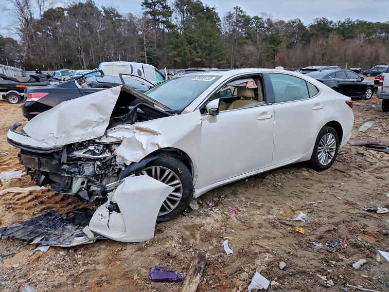 LEXUS ES 350 2017 with VIN 58ABK1GG2HU040164 - Photo from auction