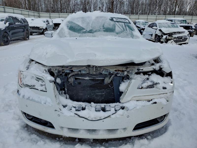 Photo 5 from auction – 2014 CHRYSLER 300C with VIN 2C3CCAKT8EH379080