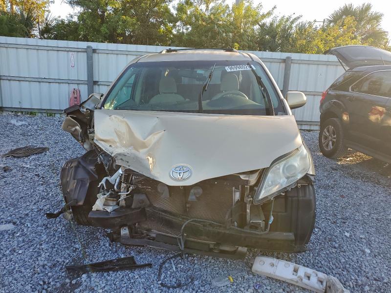 Photo 5 from auction – 2011 TOYOTA SIENNA LE with VIN 5TDKK3DC1BS064962