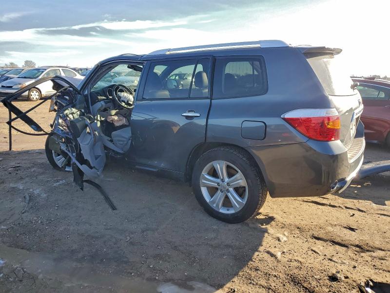 Photo 2 from auction – 2010 TOYOTA HIGHLANDER with VIN 5TDDK3EH5AS038723