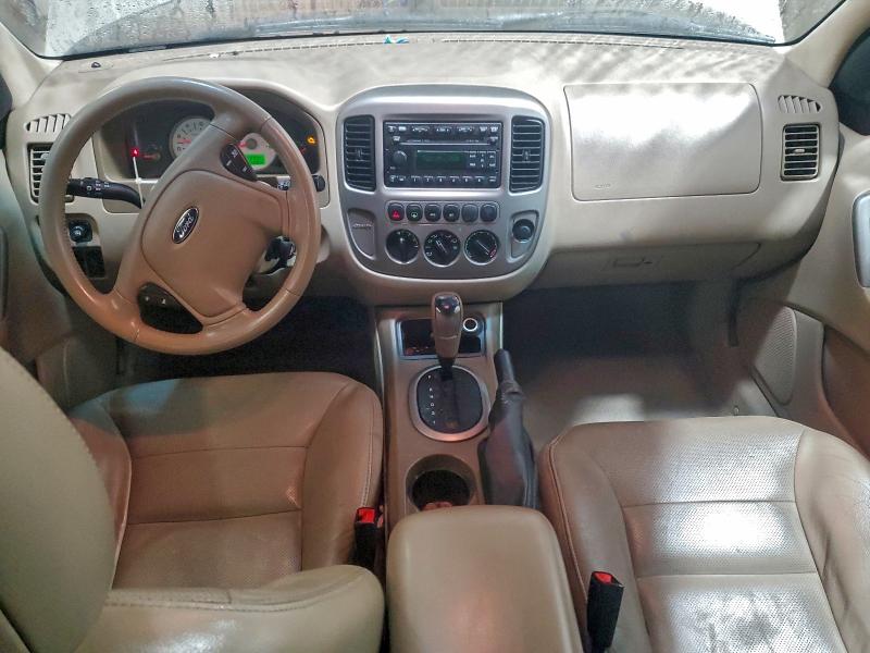 Photo 8 from auction – 2005 FORD ESCAPE LIM with VIN 1FMYU94175KB20190