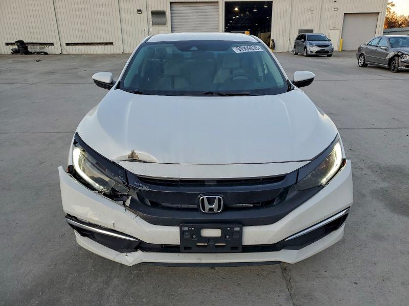 Photo 5 from auction – 2019 HONDA CIVIC LX with VIN 2HGFC2F63KH568946