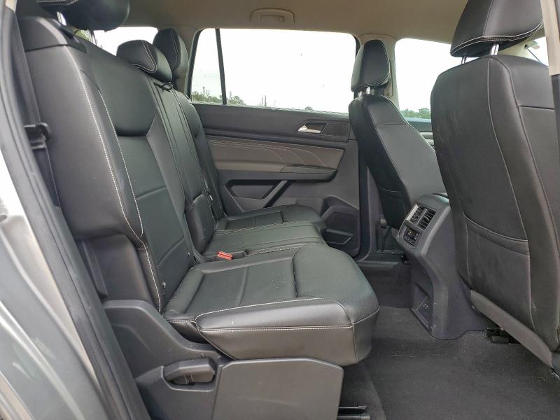 Photo 11 from auction – 2023 VOLKSWAGEN ATLAS SE with VIN 1V2WR2CA3PC517736