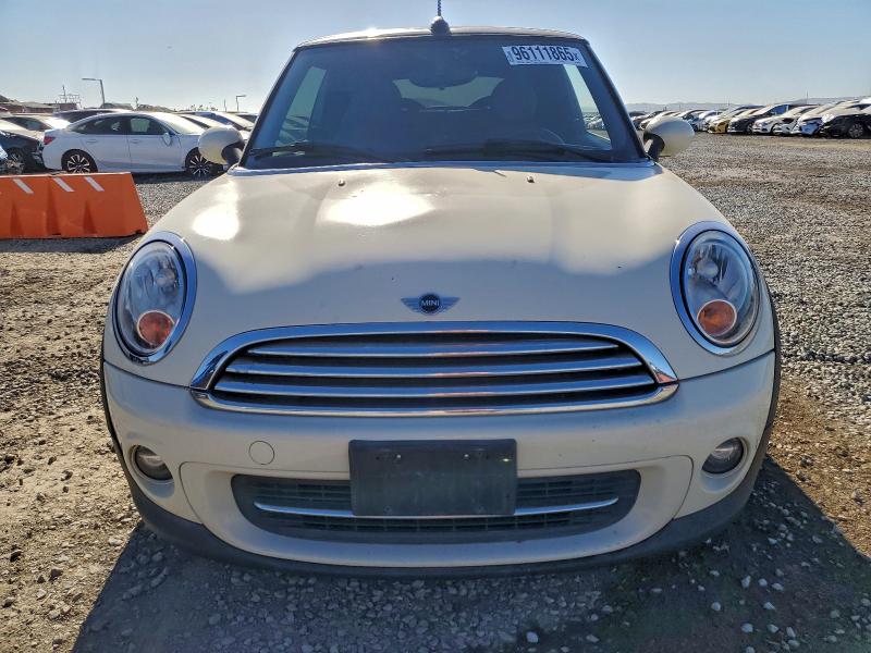 Photo 5 from auction – 2013 MINI COOPER with VIN WMWZN3C53DT568553