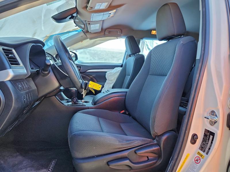 Photo 7 from auction – 2017 TOYOTA HIGHLANDER with VIN 5TDZARFH6HS026360