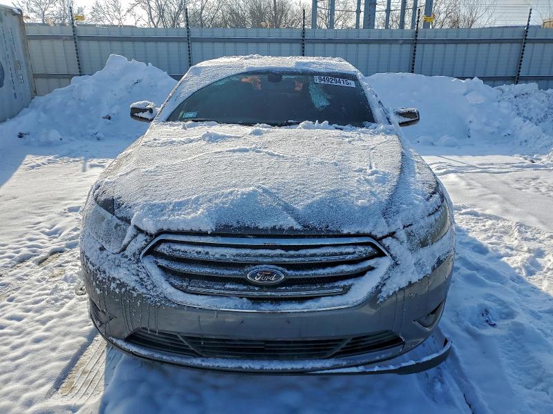 Photo 5 from auction – 2015 FORD TAURUS with VIN 1FAHP2E84FG124156