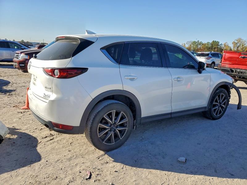Photo 3 from auction – 2018 MAZDA CX-5 GRAND with VIN JM3KFADM6J0310477