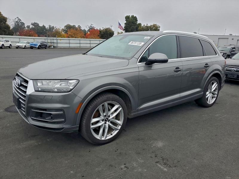 AUDI Q7 PRESTIG 2017 with VIN WA1VAAF7XHD011387 - Photo from auction