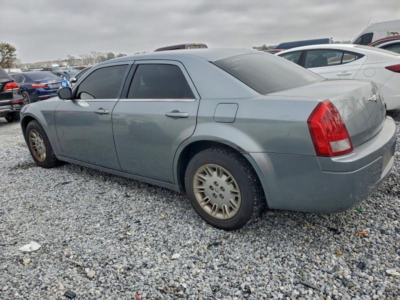 Фото 2 с аукциона – 2007 CHRYSLER 300 с VIN 2C3LA43R47H707771