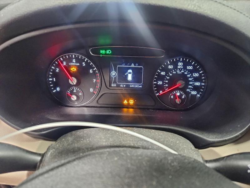 Photo 9 from auction – 2016 KIA SORENTO LX with VIN 5XYPGDA54GG063604