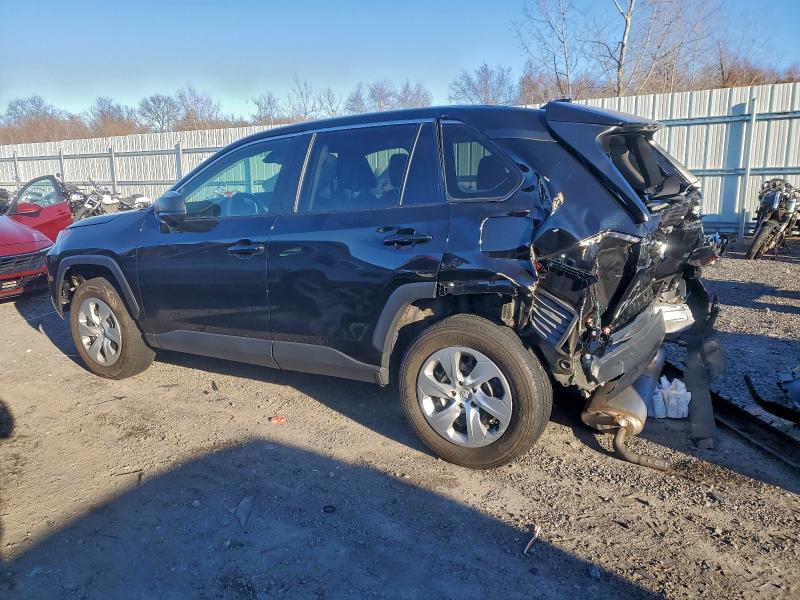 Photo 2 from auction – 2023 TOYOTA RAV4 with VIN 2T3H1RFV7PW269660