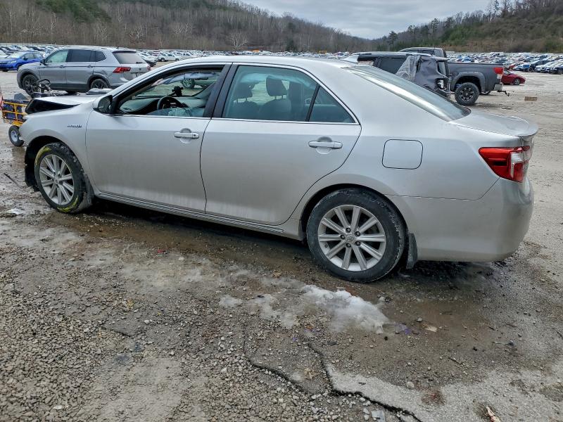 Photo 2 from auction – 2012 TOYOTA CAMRY HYBR with VIN 4T1BD1FK1CU033206