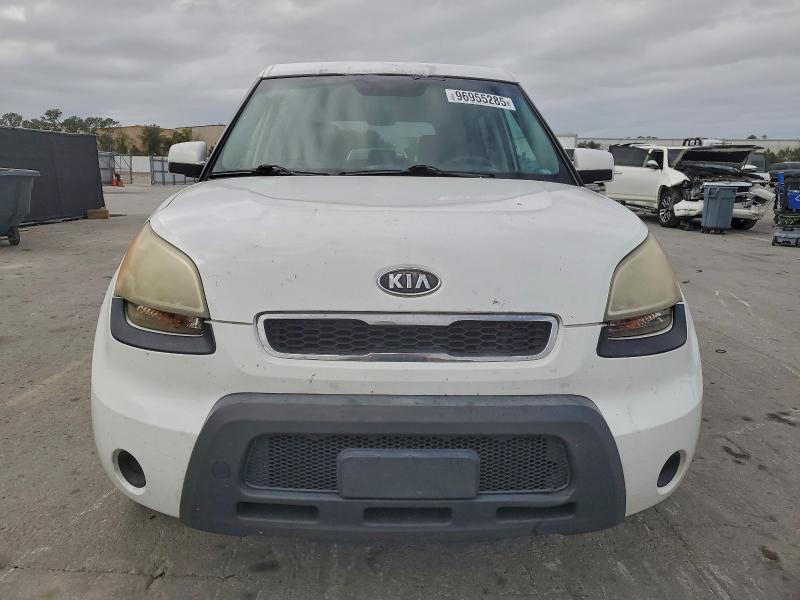 Photo 5 from auction – 2011 KIA SOUL + with VIN KNDJT2A27B7724821