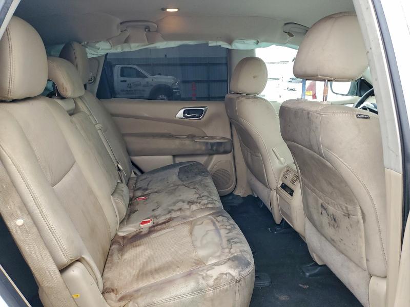 Photo 11 from auction – 2017 NISSAN PATHFINDER with VIN 5N1DR2MN2HC610657