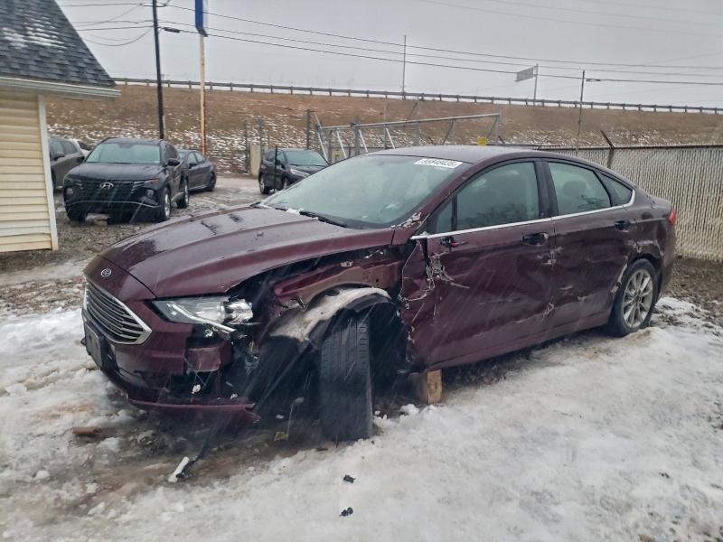 FORD FUSION SE 2017 with VIN 3FA6P0HD4HR310473 - Photo from auction