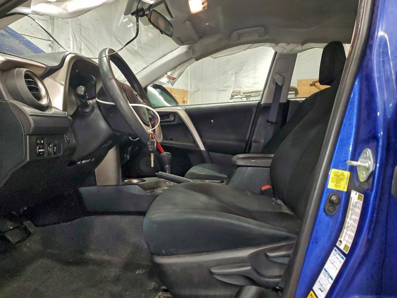Photo 7 from auction – 2015 TOYOTA RAV4 LE with VIN 2T3BFREV4FW356407