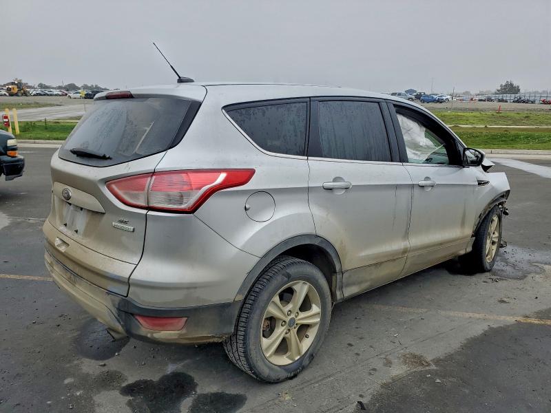 Photo 3 from auction – 2014 FORD ESCAPE SE with VIN 1FMCU0G9XEUB64681