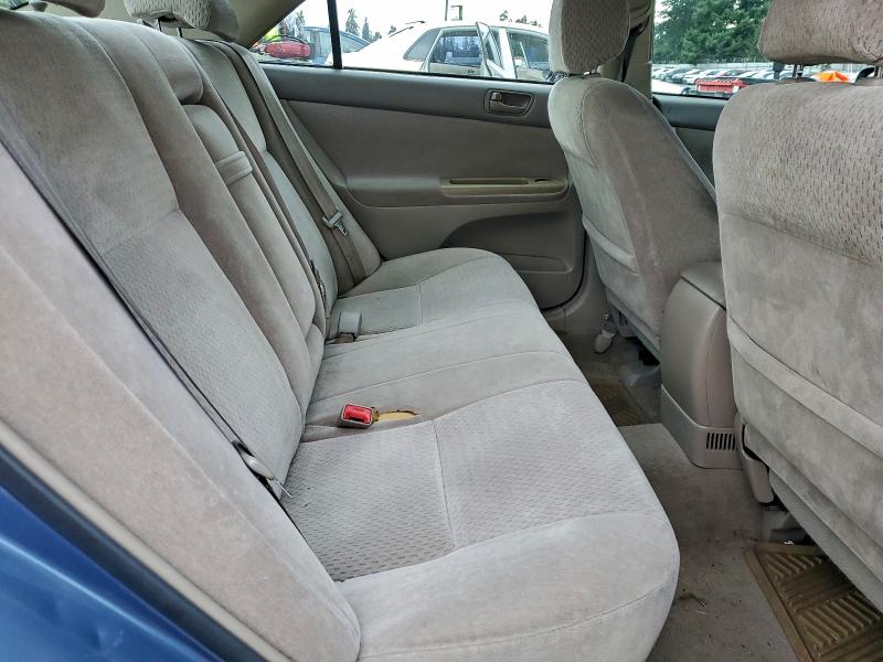 Photo 10 from auction – 2002 TOYOTA CAMRY LE with VIN 4T1BF30K42U528822
