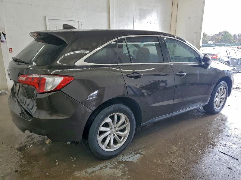 Photo 3 from auction – 2017 ACURA RDX with VIN 5J8TB4H32HL039102