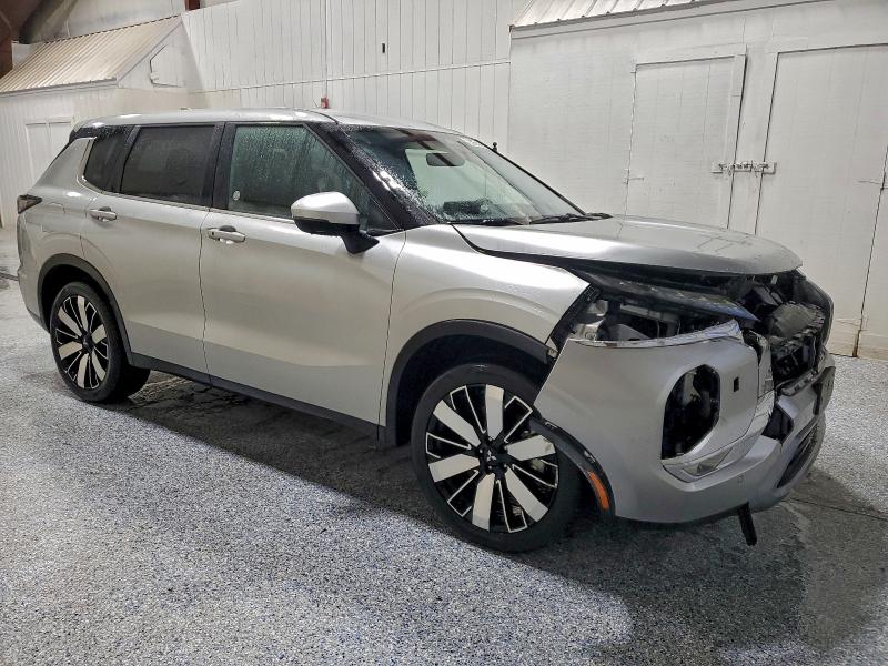 Photo 4 from auction – 2025 MITSUBISHI OUTLANDER with VIN JA4J4VA86SZ016898