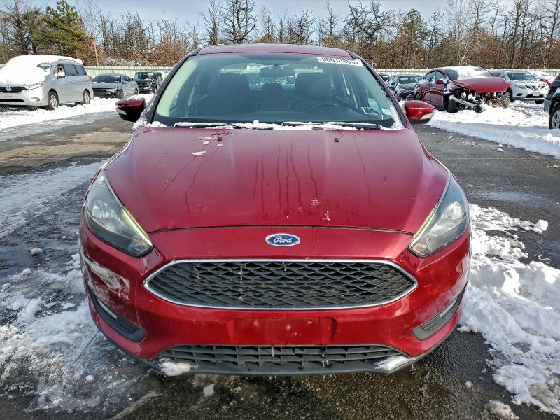 Photo 5 from auction – 2017 FORD FOCUS with VIN 1FADP3H24HL250913