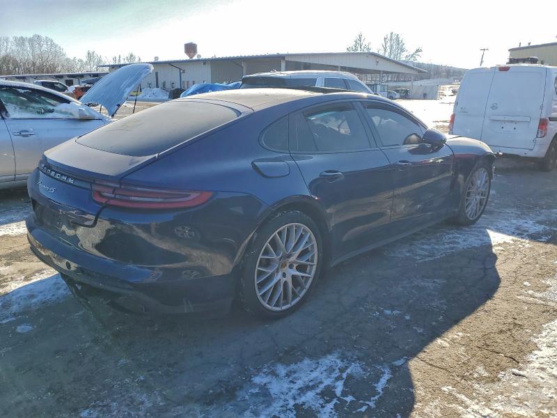 Photo 3 from auction – 2020 PORSCHE PANAMERA 4 with VIN WP0AB2A79LL140699