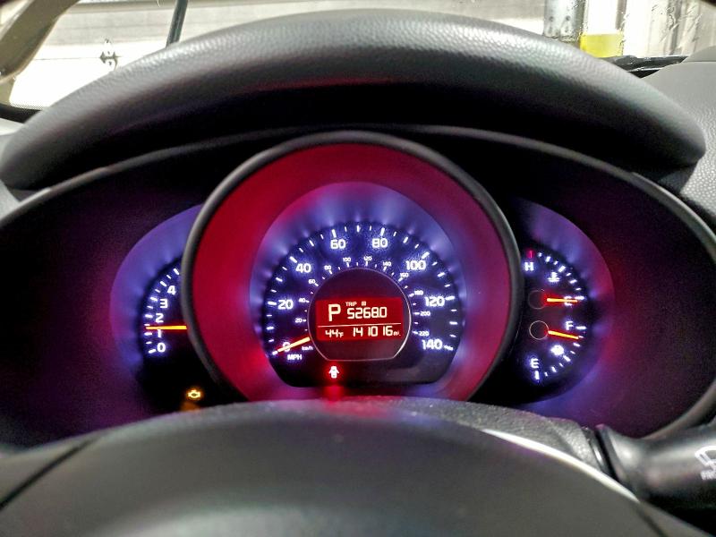 Photo 9 from auction – 2014 KIA SOUL with VIN KNDJN2A20E7014657
