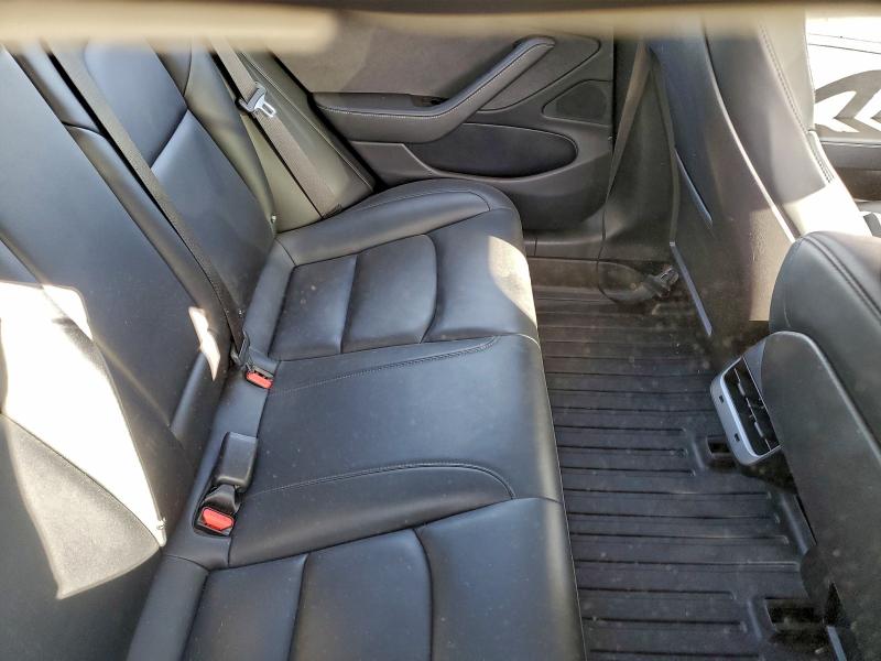 Photo 10 from auction – 2018 TESLA MODEL 3 with VIN 5YJ3E1EBXJF131017