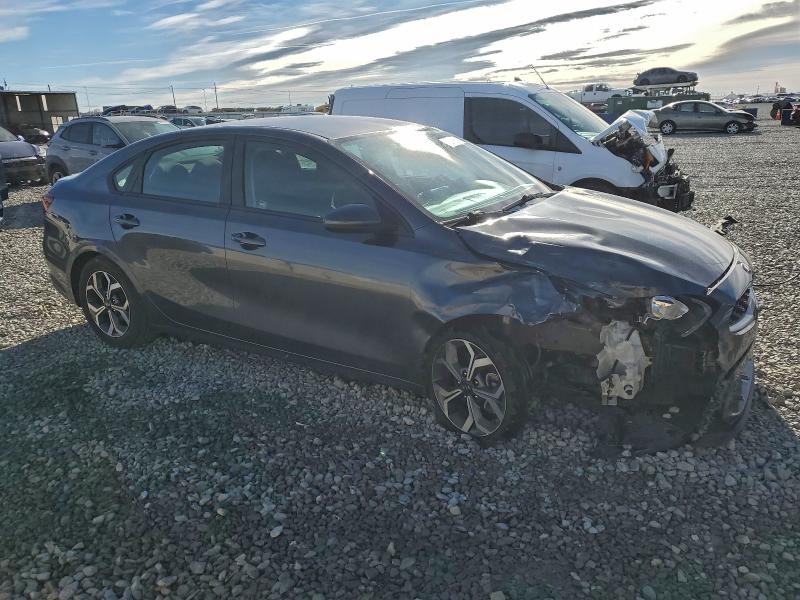 Photo 4 from auction – 2021 KIA FORTE with VIN 3KPF24AD2ME293720