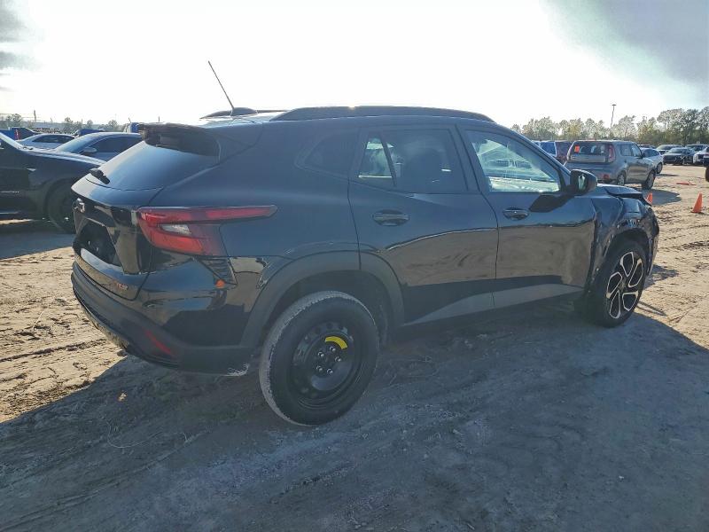 Photo 3 from auction – 2024 CHEVROLET TRAX 2RS with VIN KL77LJE23RC149565