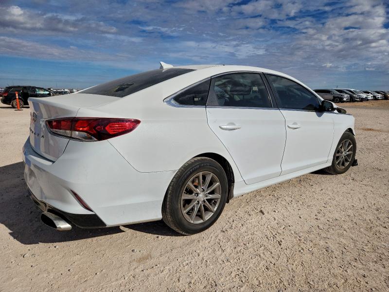 Photo 3 from auction – 2018 HYUNDAI SONATA with VIN 5NPE24AF2JH716204