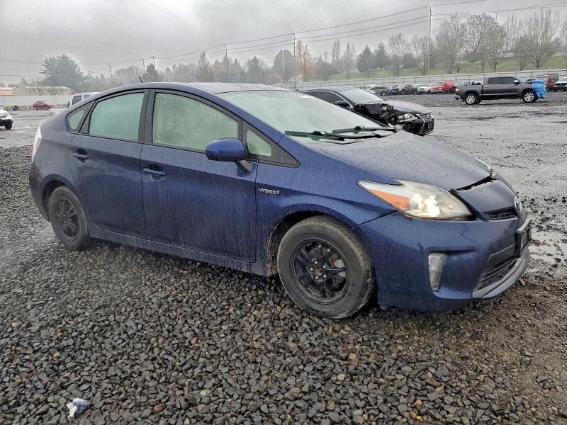 Zdjęcie 4 z aukcji – 2013 TOYOTA PRIUS z VIN JTDKN3DU3D0339348