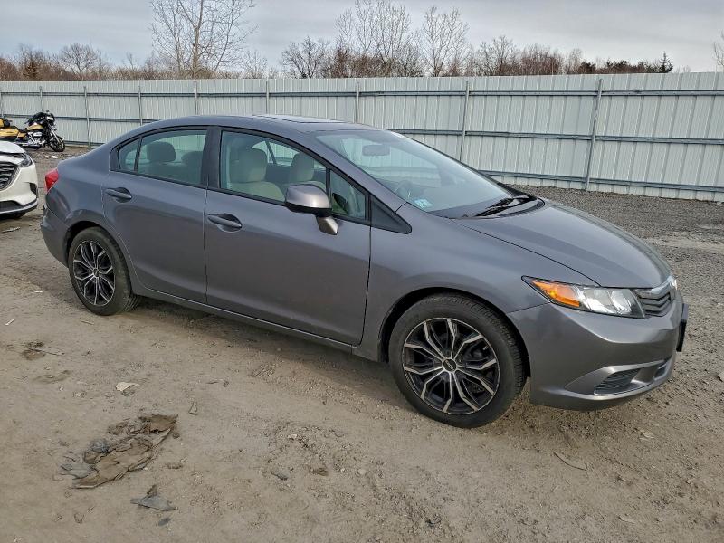 Photo 4 from auction – 2012 HONDA CIVIC with VIN 2HGFB2F88CH501863