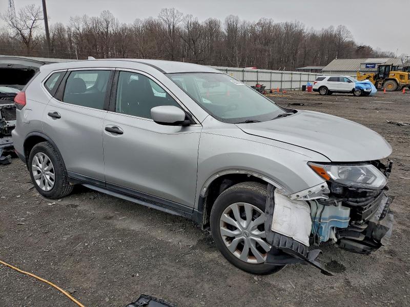 Photo 4 from auction – 2018 NISSAN ROGUE S with VIN KNMAT2MV4JP540585