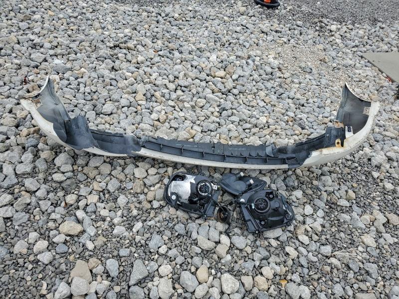 Photo 13 from auction – 2007 TOYOTA SEQUOIA LI with VIN 5TDBT48A37S283487