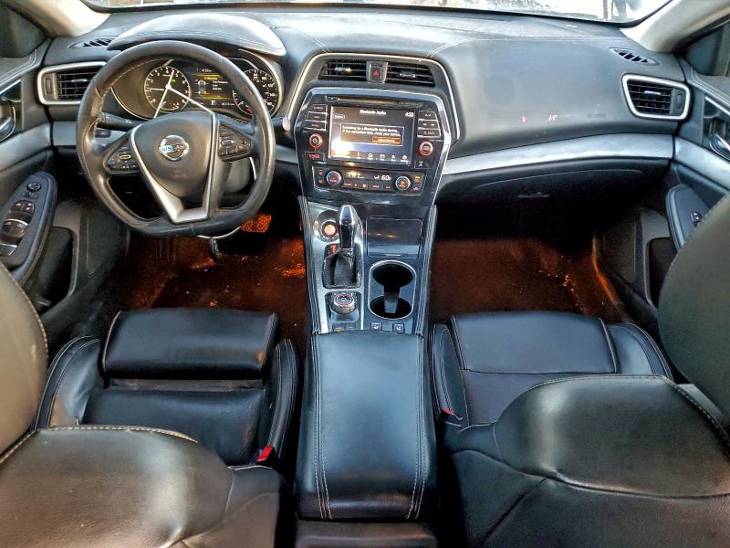 Photo 8 from auction – 2017 NISSAN MAXIMA with VIN 1N4AA6AP7HC428230