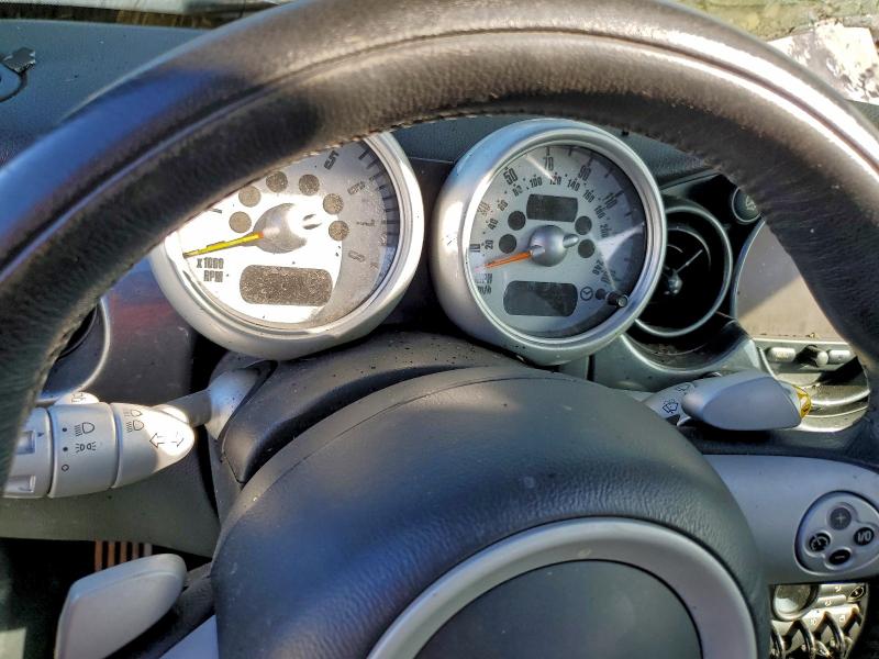 Photo 9 from auction – 2006 MINI COOPER with VIN WMWRE33576TJ33702