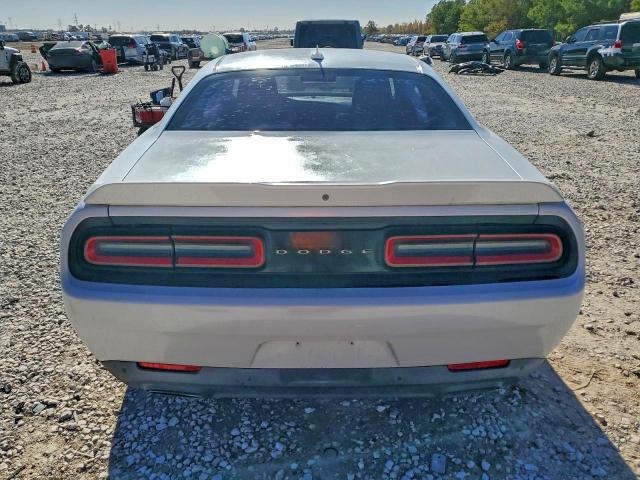 Photo 6 from auction – 2015 DODGE CHALLENGER with VIN 2C3CDZBGXFH713240