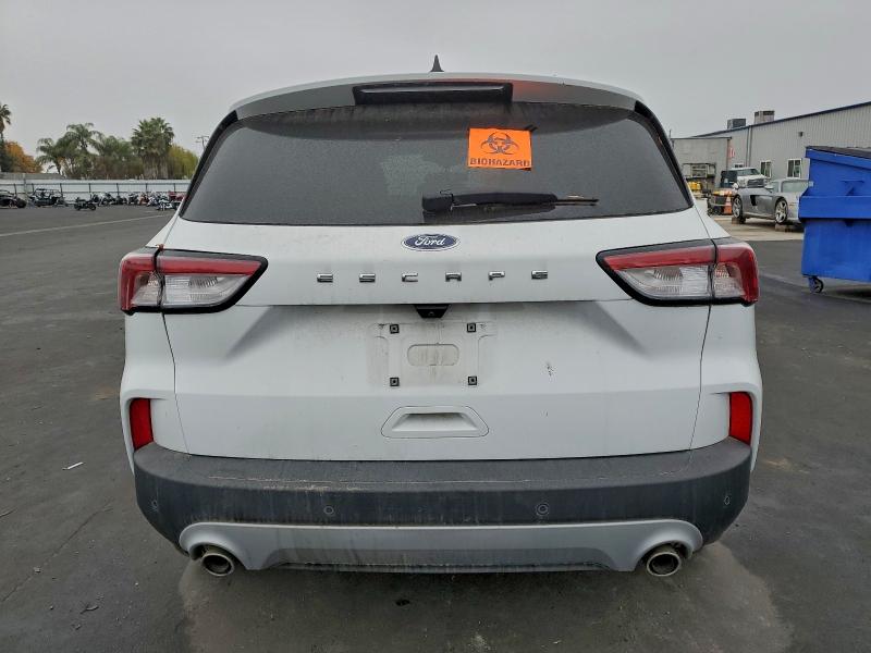 Photo 6 from auction – 2022 FORD ESCAPE S with VIN 1FMCU0F63NUB54453
