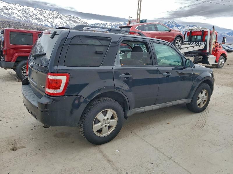 Photo 3 from auction – 2009 FORD ESCAPE XLT with VIN 1FMCU93G39KA81782
