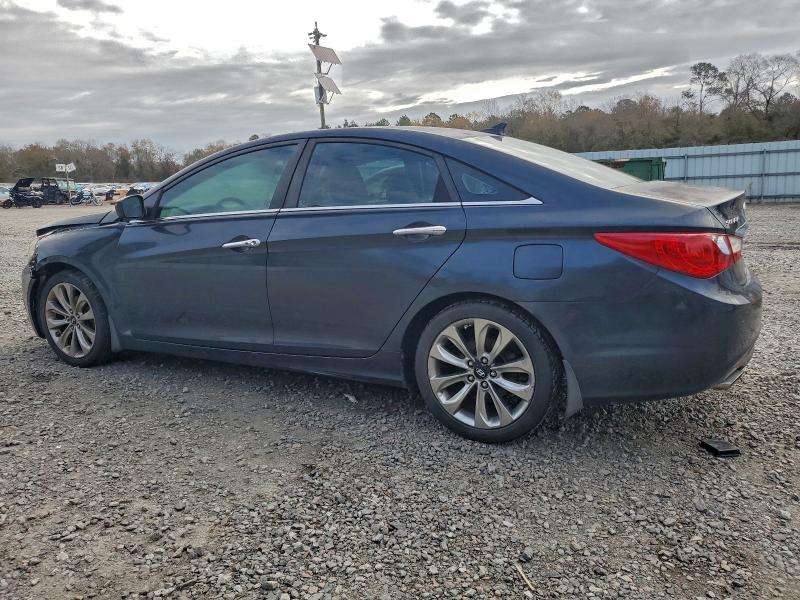 Photo 2 from auction – 2011 HYUNDAI SONATA SE with VIN 5NPEC4ACXBH121279