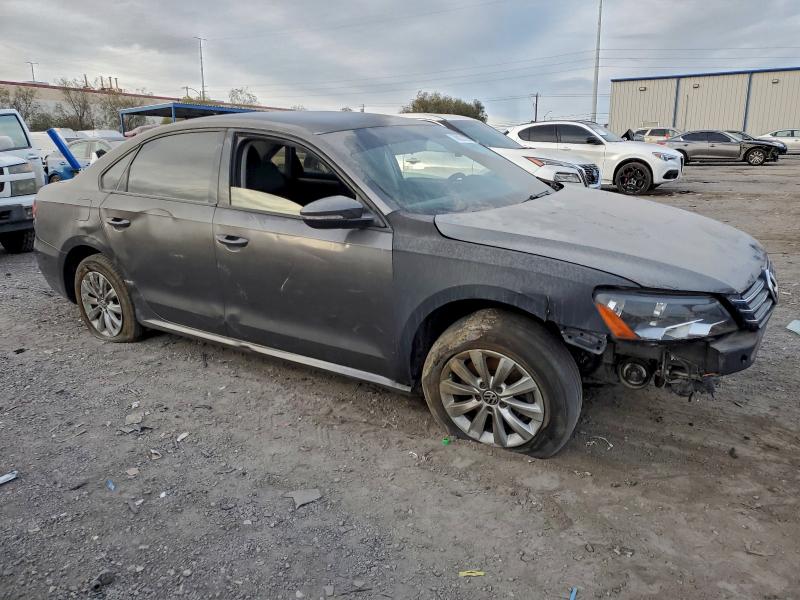 Photo 4 from auction – 2012 VOLKSWAGEN PASSAT S with VIN 1VWAP7A36CC055814