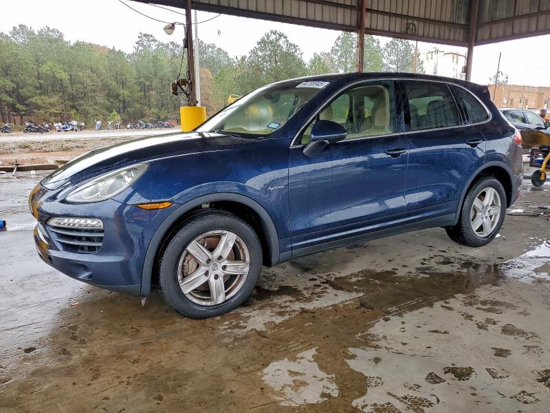 PORSCHE CAYENNE S 2013 with VIN WP1AE2A26DLA14439 - Photo from auction