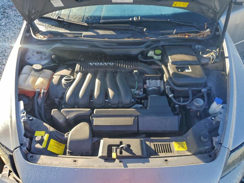 Photo 11 from auction – 2004 VOLVO S40 2.4I with VIN YV1MS382242021214
