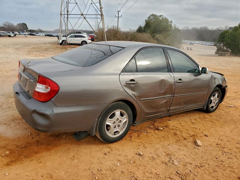 Photo 3 from auction – 2002 TOYOTA CAMRY LE with VIN 4T1BF32K12U509819